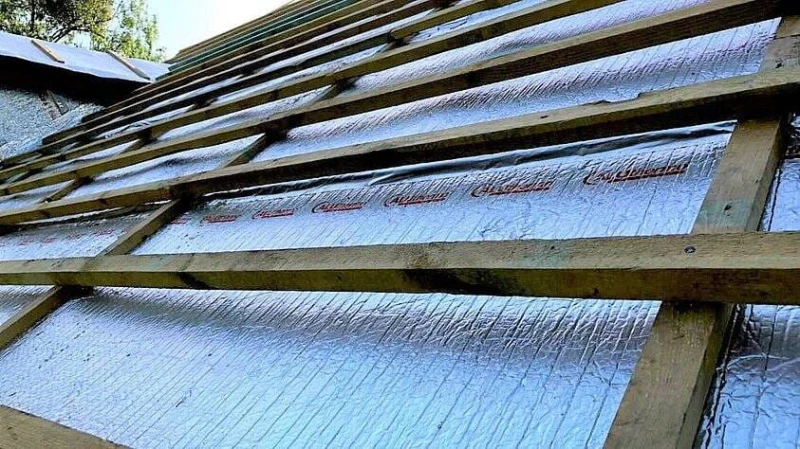 pol_pl_Folia-izolacyjna-Aluthermo-Quattro-1-20mx0-8m-1m2-54848_7.jpg